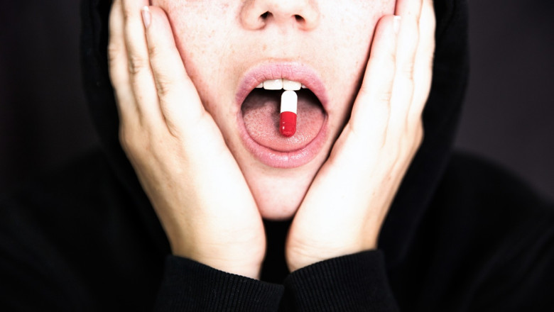 Legea celor opt centre regionale de dezintoxicare pentru dependentii de droguri, promulgata de presedintele Iohannis Imagine