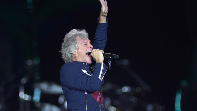 Legendarul star rock Jon Bon Jovi face noi dezvaluiri despre boala care l-a impiedicat sa cante: „A fost oribil” Imagine