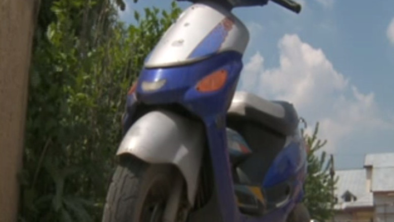 Legislatia trage pe dreapta mopedistii. Nu exista norme pentru obtinerea permisului Imagine