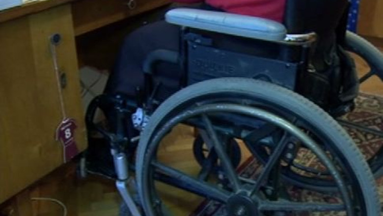 LEGISLATIE DEFICITARA. Cei care au suferit un accident vascular nu primesc pensie de handicap Imagine