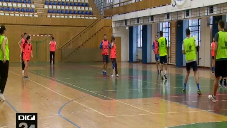 Leii au castigat Memorialul „Paul Stuparu”. 12 echipe de studenti din Craiova s-au prezentat la startul competitiei Imagine