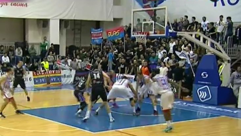 ”Leii”, infranti dupa pauza. Steaua - BC Timisoara 81-68, intr-o partida restanta din Liga Nationala de baschet masculin Imagine