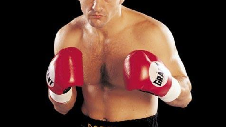 Leonard Doroftei, implicat intr-un accident. Masina sa a fost lovita de o autoutilitara Imagine