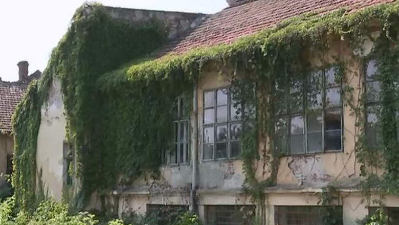 Liceul „Grigore Moisil" din Timisoara: o cladire ajunsa, practic, o ruina va fi reabilitata Imagine