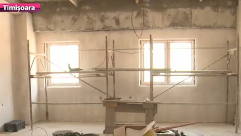 Liceul Teoretic „Nikolaus Lenau" din Timisoara, in santier. In hala in care vor invata elevii inca se lucreaza  Imagine