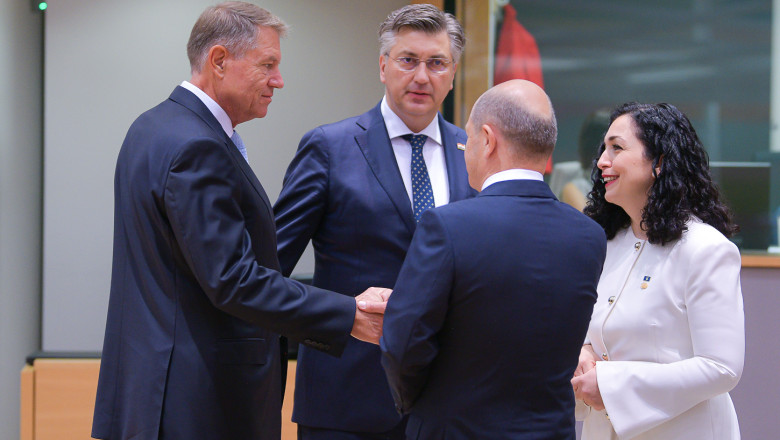 Liderii europeni au discutat despre alte arme folosite de Rusia in razboiul cu Ucraina: gazul si cerealele. Ce le-a spus Klaus Iohannis Imagine