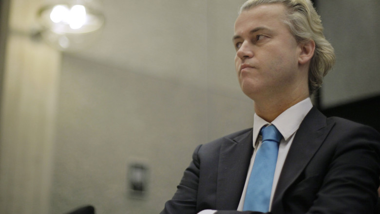 Liderul extremist olandez Geert Wilders a protestat la Ambasada Romaniei la Haga Imagine