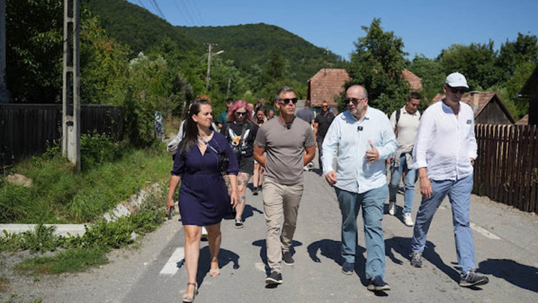 Liderul opozitiei ungare, Peter Magyar, a venit din nou in Romania. Ce a spus despre dezastrul de la Salina Praid Imagine