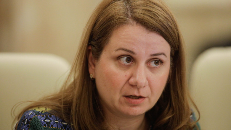 Ligia Deca evita sa raspunda la intrebarile despre problemele din scolile sanitare: Nu va pot spune ce s-a intamplat acum doi ani Imagine