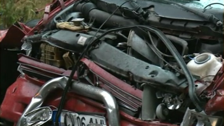 Linie telefonica non-stop si gratuita pentru victimele accidentelor rutiere  Imagine