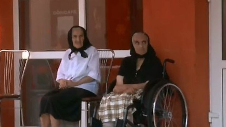 Lipsa acuta de personal! 30 de varstnici, o singura ingrijitoare Imagine