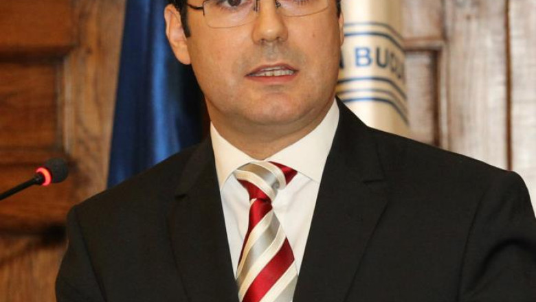 Lipsa banilor pentru decontarea navetei duce la abandon scolar. R. Pricopie: Nu stiu despre ce este vorba Imagine