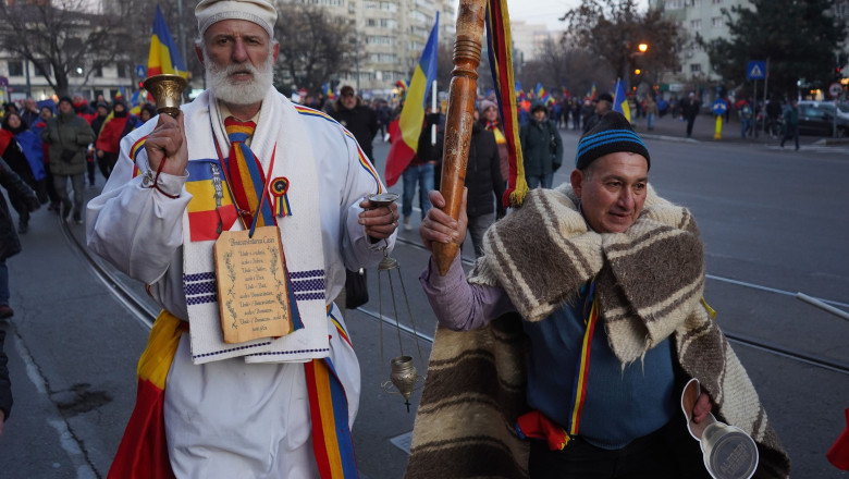 „Lipsiti de putere, dezamagiti si deziluzionati” sau indiferenta europenilor fata de democratie. Ce cred romanii (sondaj) Imagine