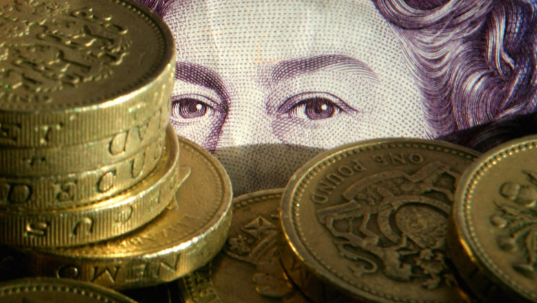 Lira sterlina s-a prabusit dupa ce noul guvern britanic si-a anuntat planul economic Imagine