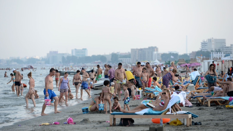 Litoralul, intre hamsii si sampanie. In nord, tarifele sunt mult mai mari fata de sud Imagine