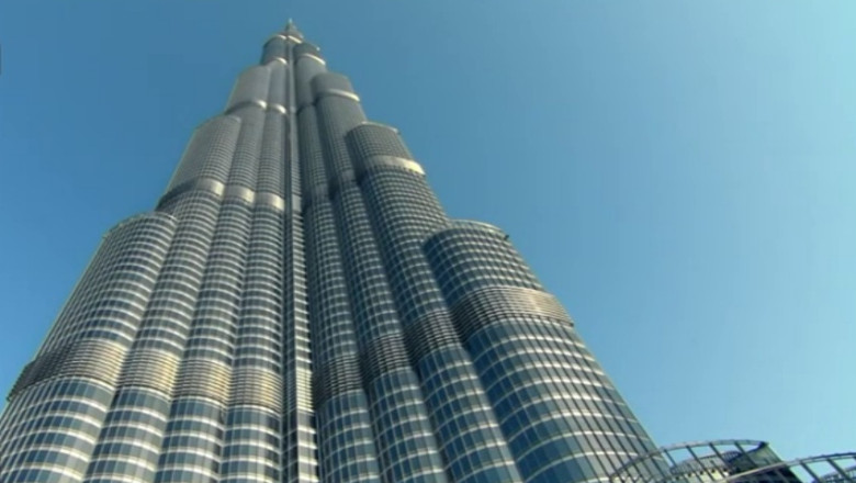 Locatarii din Burj Khalifa ar putea ramane fara lifturi si aer conditionat Imagine