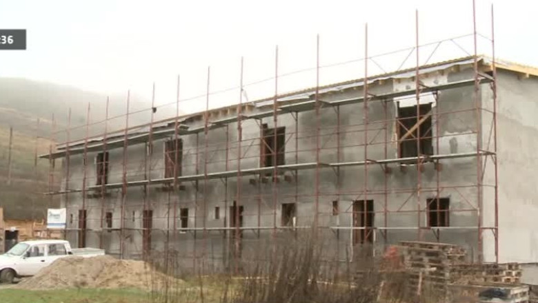 Locuinte pentru familiile nevoiase. Habitat Cluj construieste 4 case in Chinteni Imagine