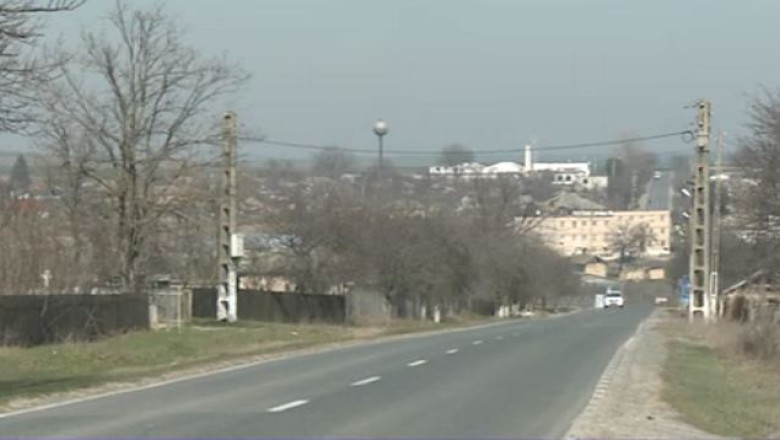 Locuitorii unei comune din Tulcea vor munci in urmatorii 53 de ani ca sa achite o datorie de 9 milioane de euro Imagine