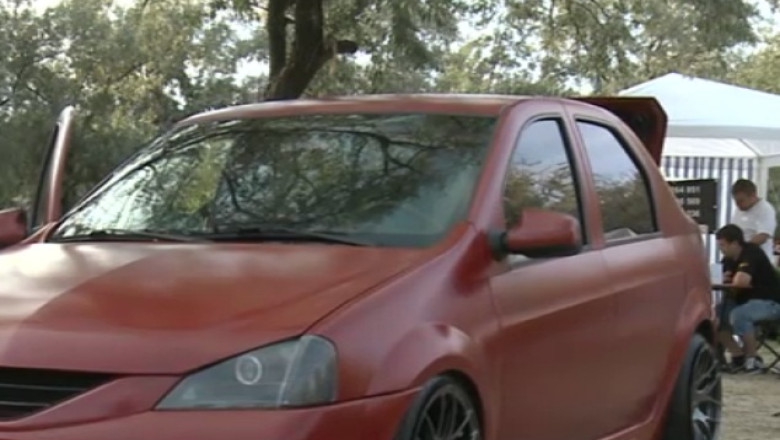 Loganul dansator a fost senzatia de la Tuning Fest Mamaia Imagine