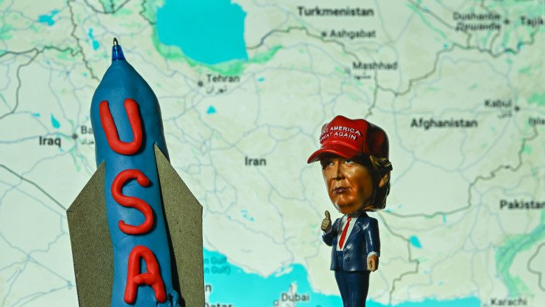 Logica din spatele termenului de doua saptamani anuntat de Trump pentru o decizie de intrare in razboi. Ce urmareste presedintele SUA Imagine