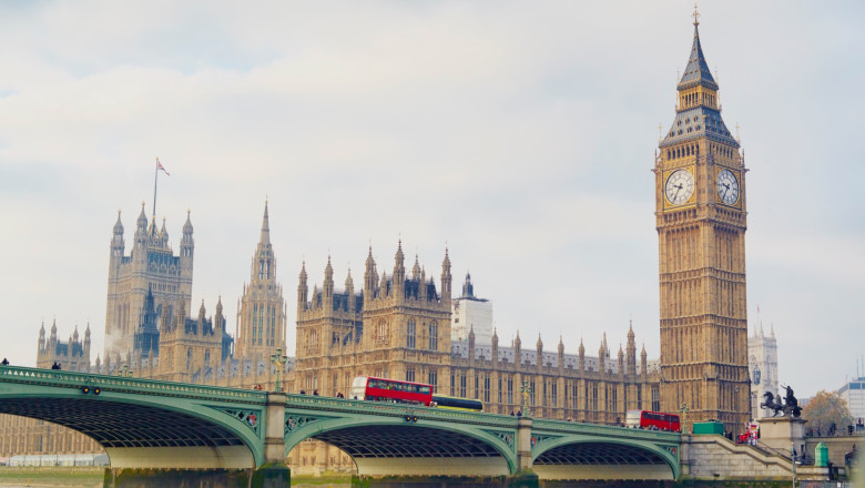 Londra lanseaza planul pentru emisii net zero. Cum vrea guvernul britanic sa reduca facturile si sa stimuleze economia Imagine