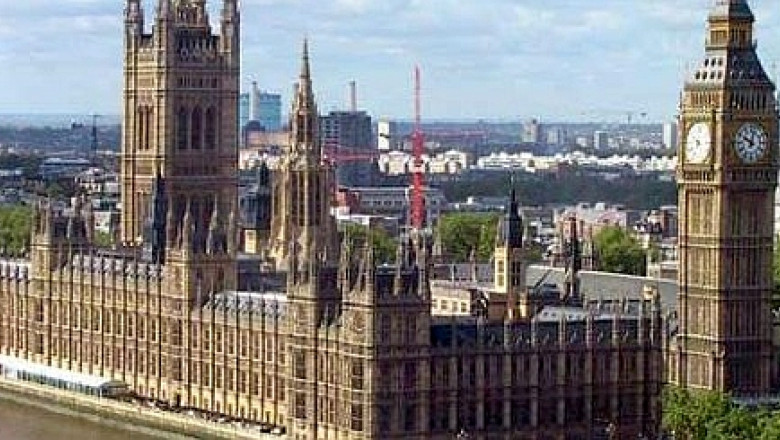 Londra: Marea Britanie nu se va confrunta cu un val de infractori romani. Peste 1000 de delincventi straini au fost expulzati in ultimele luni Imagine