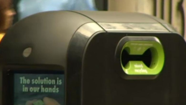 Londra. Pubelele-spion pot accesa informatiile din telefoanele inteligente Imagine