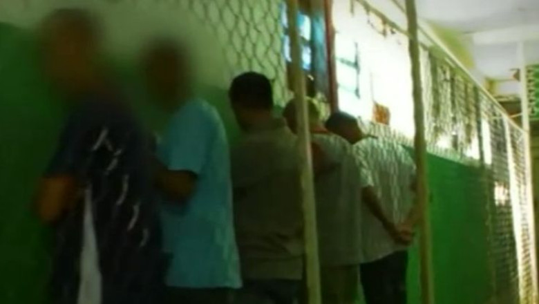 Luare de ostatici intr-o inchisoare din Brazilia. 122 de oameni, tinuti captivi de detinutii dintr-o aripa a cladirii Imagine