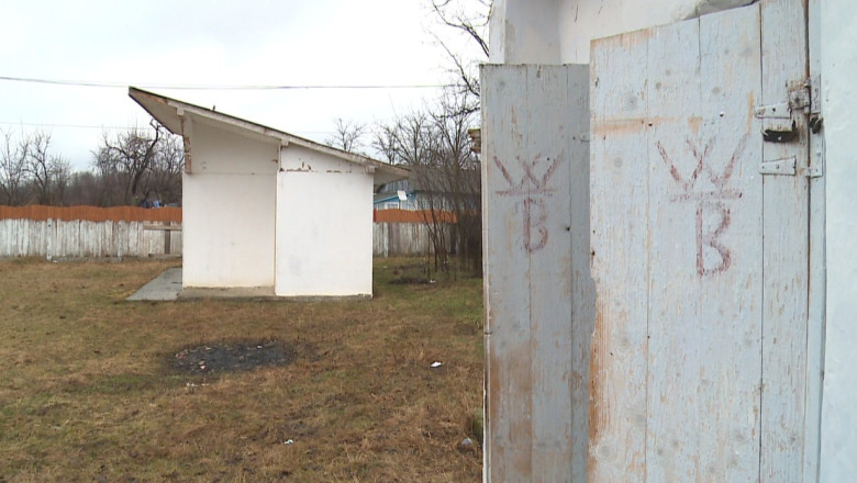 Lucrari de mantuiala, in Iasi. Doua grupuri sanitare care au costat 160.000 de lei, nefolosibile Imagine