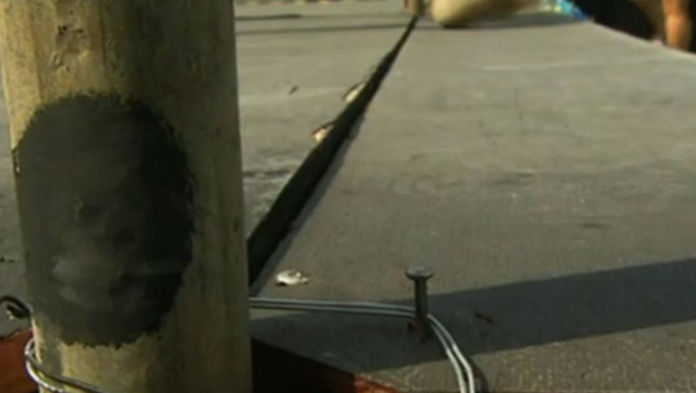 Lucrari de mantuiala pe stadioanele din Brazilia. O scara de acces pe Maracana s-a clatinat sub greutatea fanilor Imagine