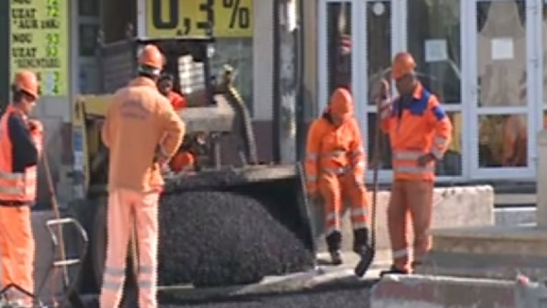 Lucrarile la Bulevardul Uranus sunt in intarziere. Pana acum s-au cheltuit 55 de milioane de euro pentru 3 kilometri de drum Imagine