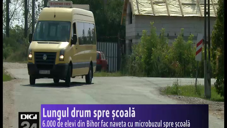 Lungul drum spre scoala. 6.000 de elevi din Bihor fac naveta cu microbuzul spre scoala Imagine