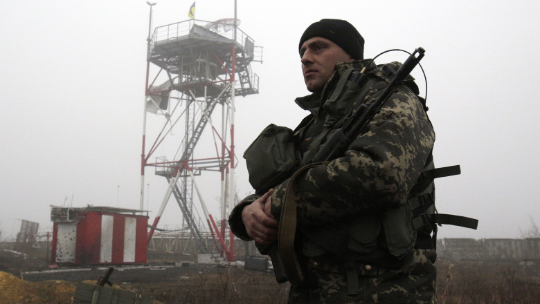 Lupte grele in estul Ucrainei. Vladimir Putin cere retragerea armamentului greu de pe front Imagine