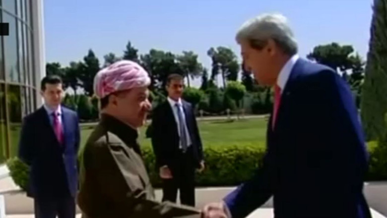 Lupte pentru apararea Irakului. John Kerry a discutat astazi cu liderii minoritatii kurde Imagine