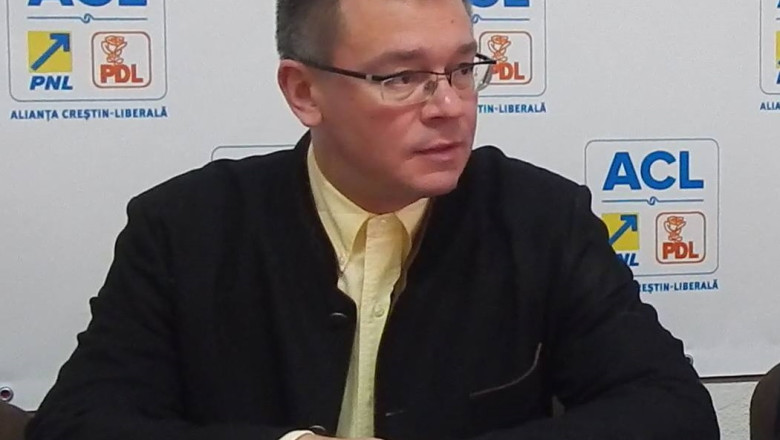 M. R. Ungureanu, intrebat daca ar putea prelua sefia cancelariei prezidentiale: Nu confirm, dar nici nu infirm Imagine