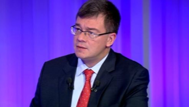 M.R. Ungureanu: Unificarea dreptei nu e „o cumetrie in care doi fosti inamici isi dau mana” Imagine