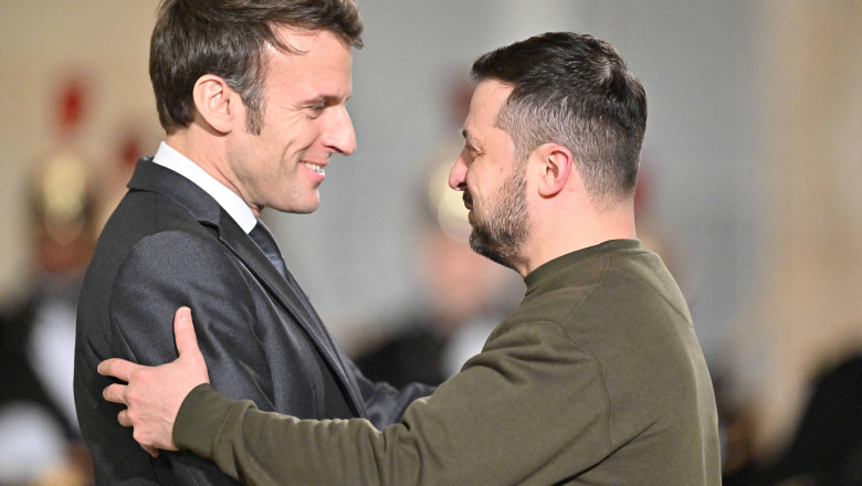 Macron i-a acordat Legiunea de Onoare lui Zelenski Imagine