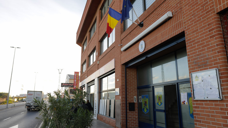 MAE va organiza 106 consulate mobile in 19 state cu comunitati romanesti Imagine