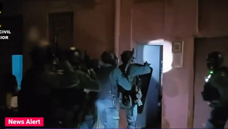„Mafia cuprului” din Spania, condusa de romani: O familie a fost arestata, dupa ce ar fi participat la peste 70 de jafuri in lant Imagine