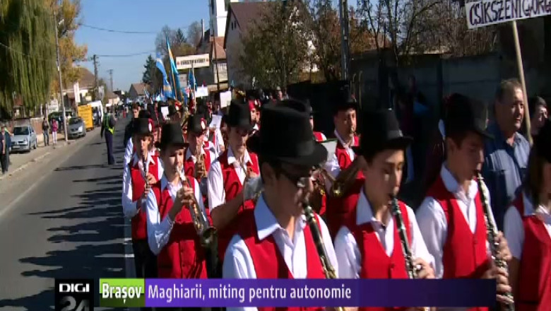 Maghiarii, miting pentru autonomie Imagine