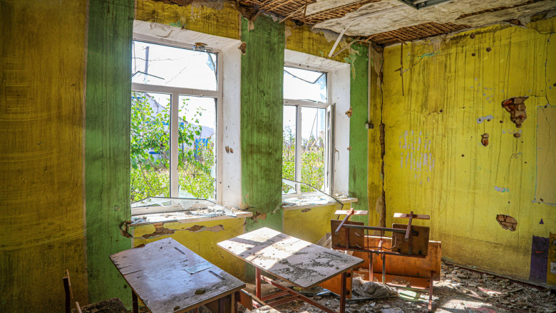 Mai mult de 1.300 de scoli au fost distruse in Ucraina. UNICEF: „Copiii nu au spatii sigure pentru a invata” Imagine
