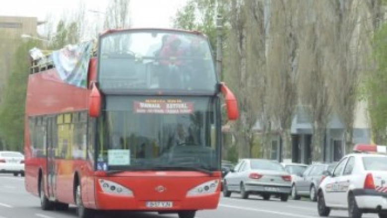Mai multe autobuze la Regata. Cei care vor sa ajunga in port isi pot lasa masina acasa Imagine