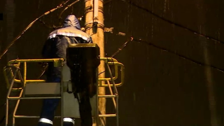 Mai multe judete din sudul si estul tarii sunt afectate de ploile si vijeliile de noaptea trecuta Imagine