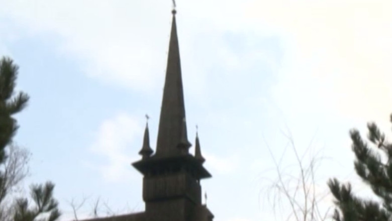 Mai multi credinciosi cer inlaturarea IPS Teodosie Imagine