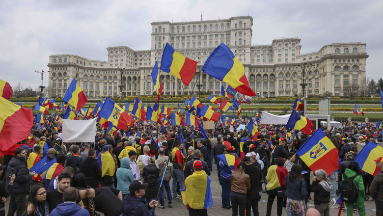 Mai multi mercenari care voiau sa ajunga la mitingurile din Bucuresti au fost opriti la frontiera. Acestia sunt apropiati ai lui Potra Imagine