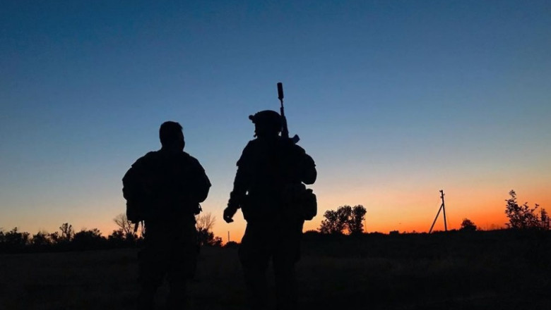 Mai multi soldati ucraineni s-au impuscat intre ei intr-o unitate militara din Harkov: 3 morti si 4 raniti Imagine