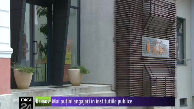 Mai putini angajati in institutiile publice Imagine