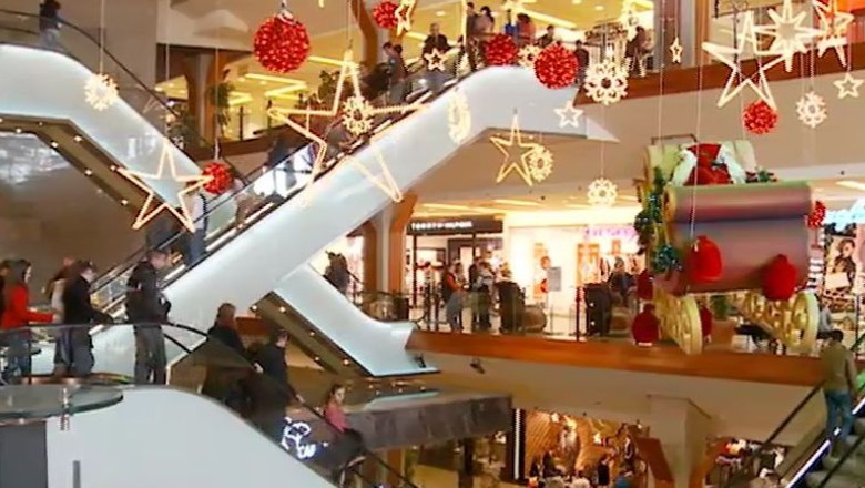 Mall-ul, principala atractie pentru timisoreni dupa Anul Nou Imagine