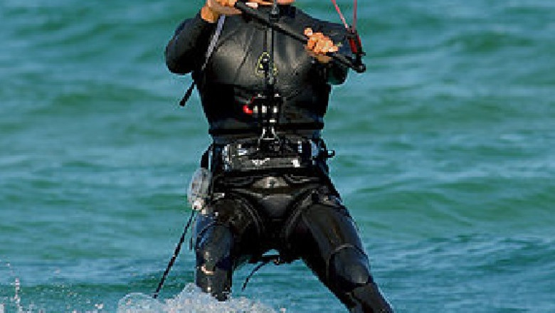 Mamaia: Atacantul Petrolului sustine ca a fost batut de garzile de corp ale lui Radu Mazare! Imagine