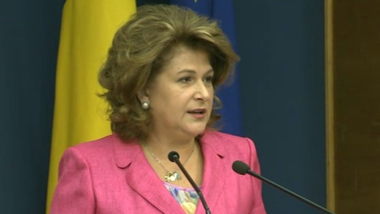 Mamele si pensionarii, iertati de datorii. Economistii avertizeaza despre noi taxe si impozite Imagine